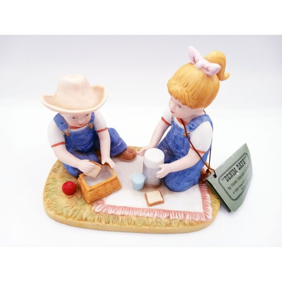 Denim Days by Home Interiors and Gifts 1998 Vintage Figurine Boy and Girl Picnic - Picture 3 of 12